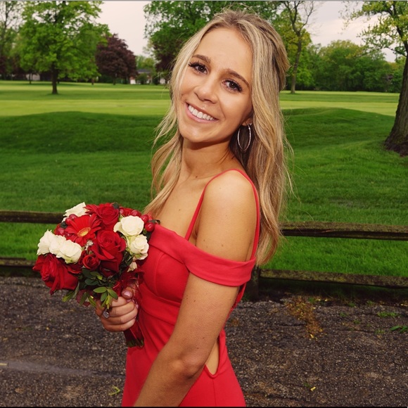 Meet your Posher, Maddie - Picture 2 of 4